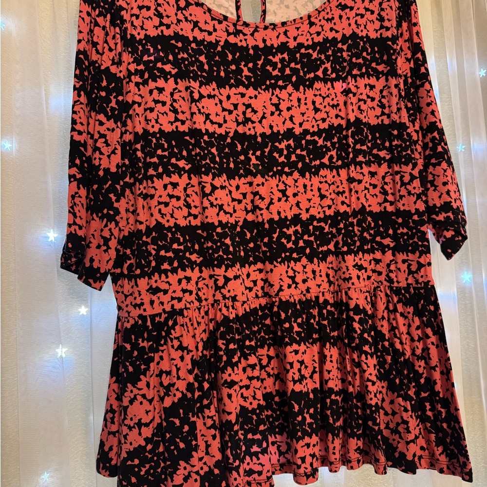 Elle Black and Coral pink peplum top